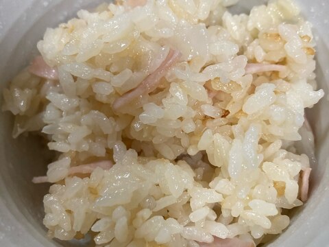 簡単♡美味♡新玉ねぎの炊き込みご飯♬